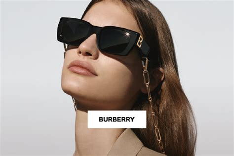 Sonnenbrillen von Burberry .